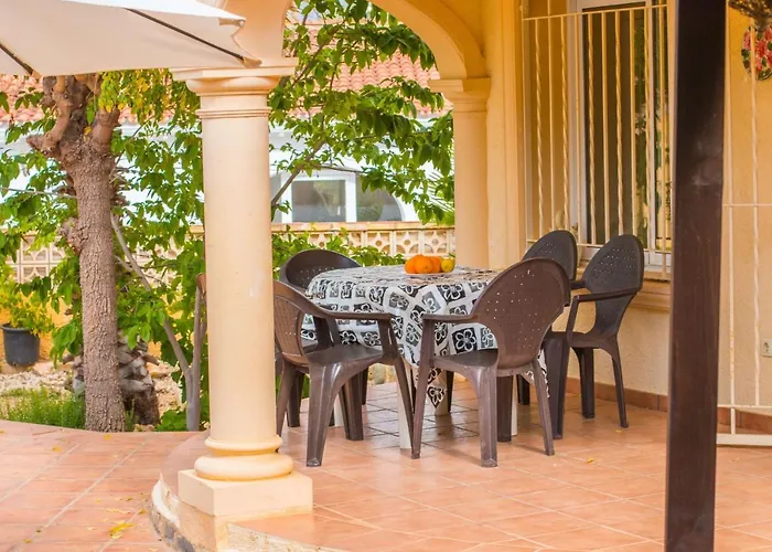 La Martina - Plusholidays * Ifach